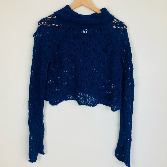 AYNI Revolve Karay Alpaca Open knit sweater in ocean blue. Size Medium. - Picture 6 of 8